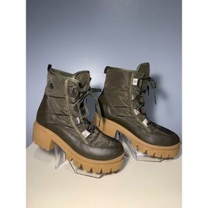 YOKI Women's Olive Green Puffer Combat Lug Sole Boots Size 10